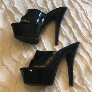 Pleaser black shiny heels size 8 like new